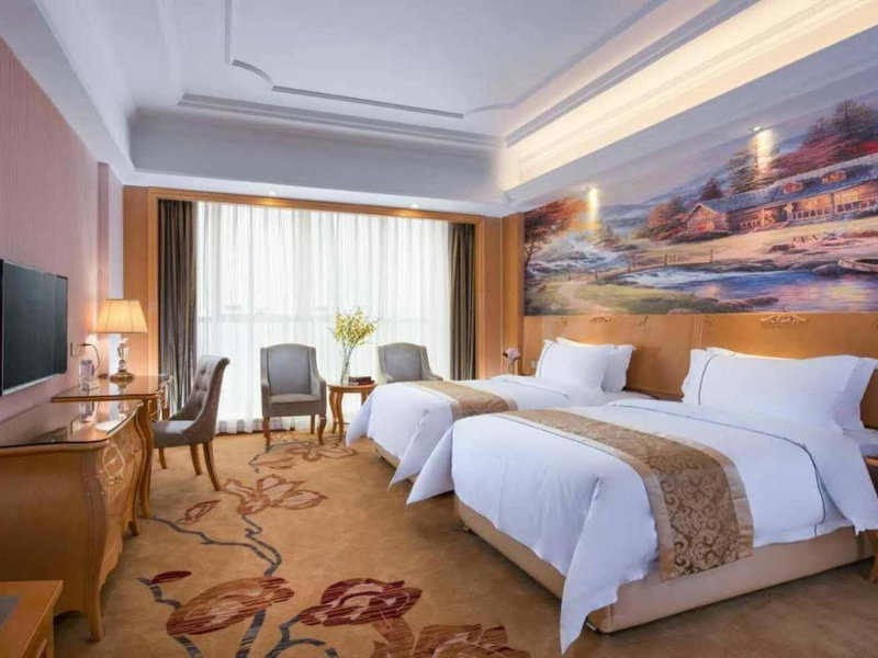 Vienna Hotel Foshan Lecong Centre, Shunde, China