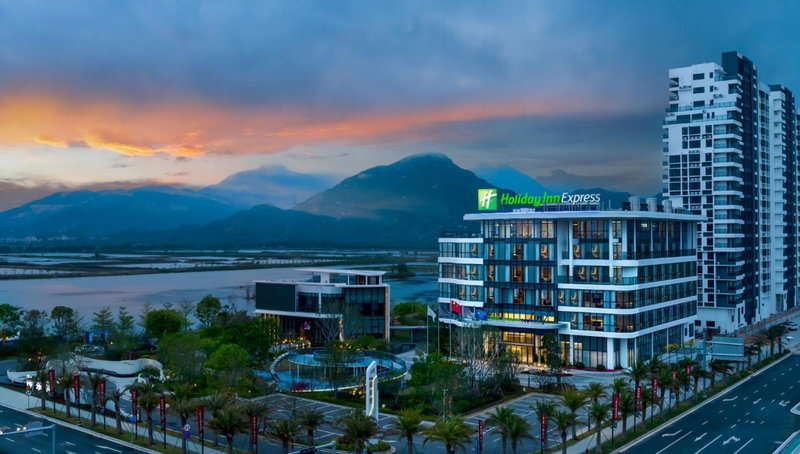 Holiday Inn Express Jiangmen Yinhu Bay by IHG, Jiangmen, China