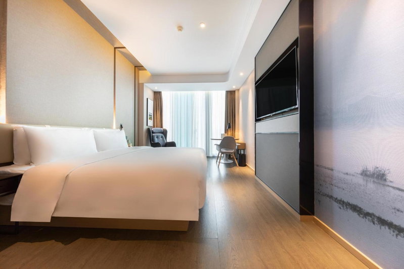 Atour Hotel Ningbo Sanjiangkou Bund Book City, Ningbo, China