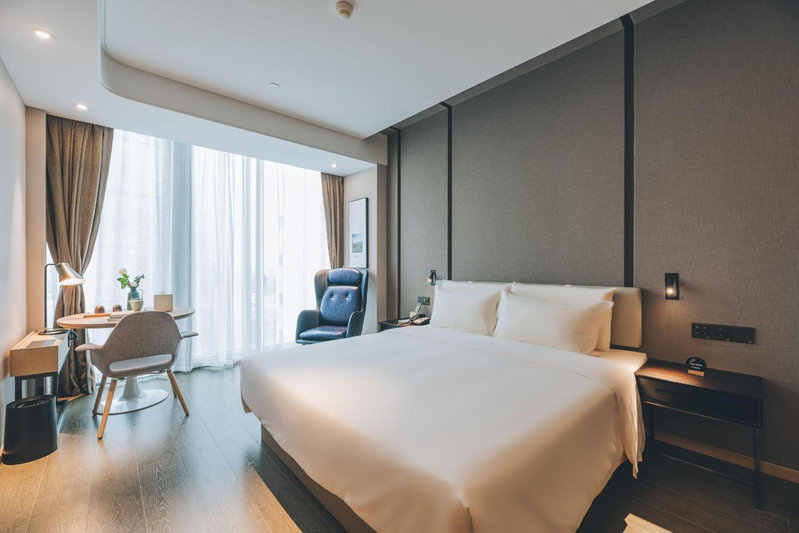 Atour Hotel Ningbo Sanjiangkou Bund Book City, Ningbo, China