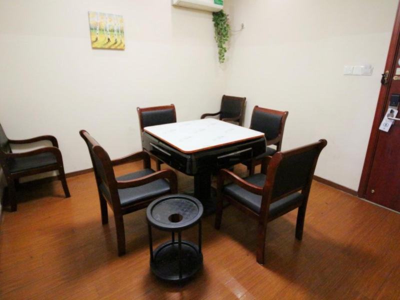 GreenTree Inn Jiangsu Suzhou Changshu Fangta Park Pedestrian Street Business Hotel, Changshu, China