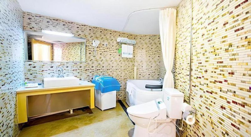 Zhongshan Louis Hotel, Zhongshan, China