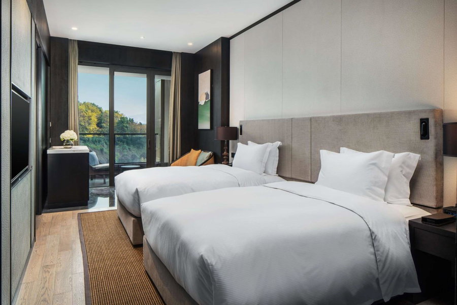 Hilton Ningbo Dongqian Lake, Ningbo, Chine