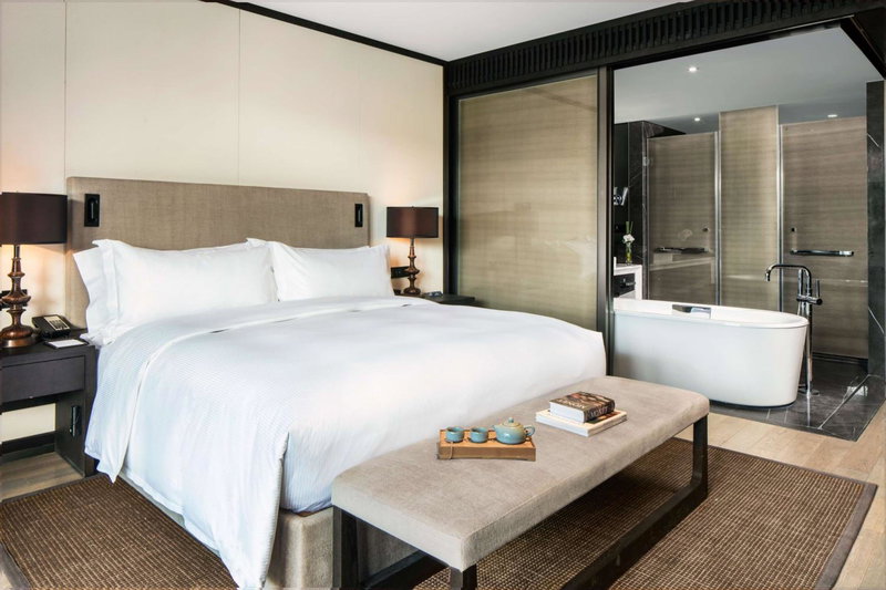 Hilton Ningbo Dongqian Lake, Ningbo, China