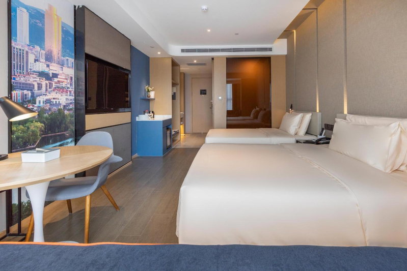 Atour Hotel South Jinan Industrial Road CBD, Jinan, China