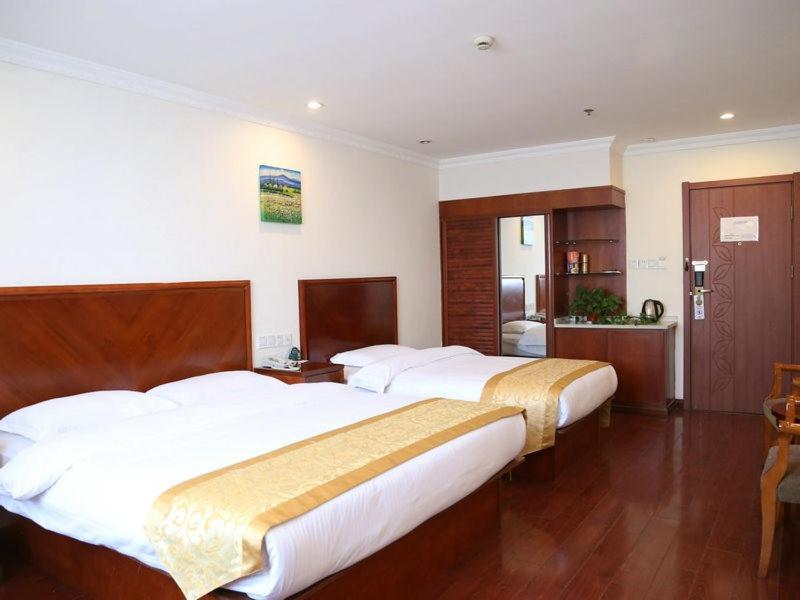 GreenTree Inn Jiangsu Taizhou Taidong Railway Station Business Hotel, Taizhou, China