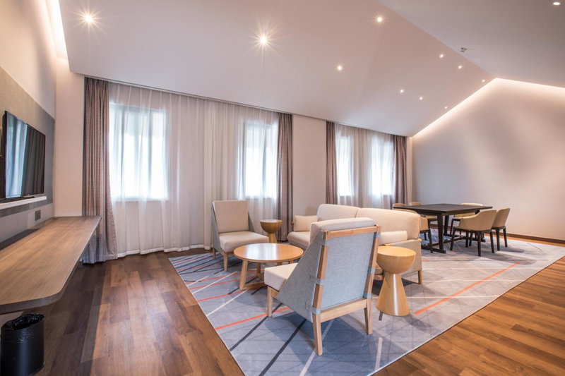 Holiday Inn Express Guizhou Qinglong by IHG, Qinglong, China