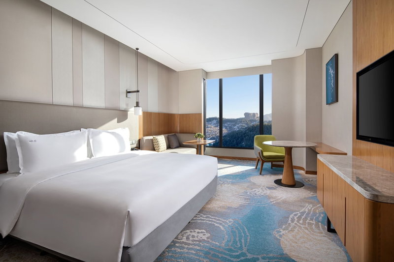 Holiday Inn Chengde Park View by IHG, Chengde, China