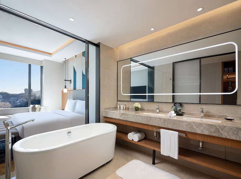 Holiday Inn Chengde Park View by IHG, Chengde, China