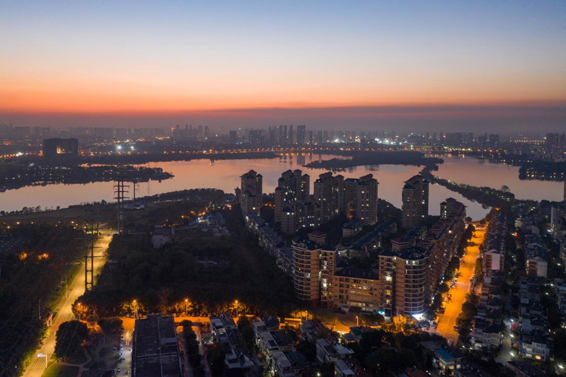 Atour Hotel Wuhan Jinyin Lake, Wuhan, Китай