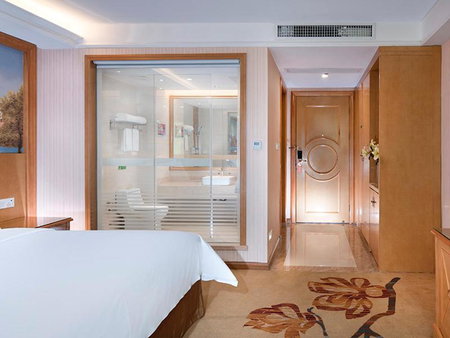 Vienna Hotel Qingyuan Yingde Guangming Road, Yingde, China