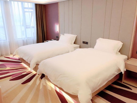 Lavande Hotel Mianyang Santai North Passenger Transport Center Binjiang Park, Tongchuan, China