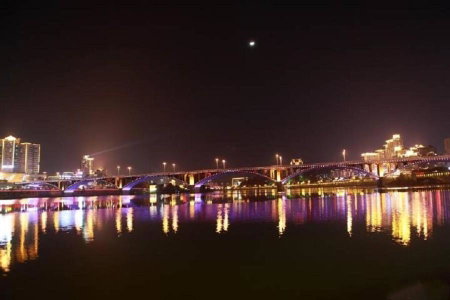 Lavande Hotel Neijiang High-speed Railway Station Peace Plaza, Neijiang, China