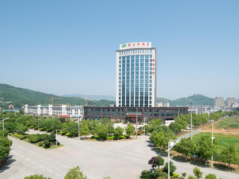 Vienna Hotel(Jiujiang Xiushui Bus Station), Xiushui, China