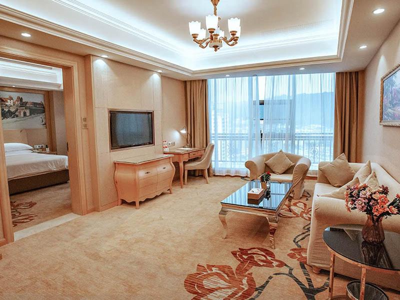 Vienna Hotel(Jiujiang Xiushui Bus Station), Xiushui, China