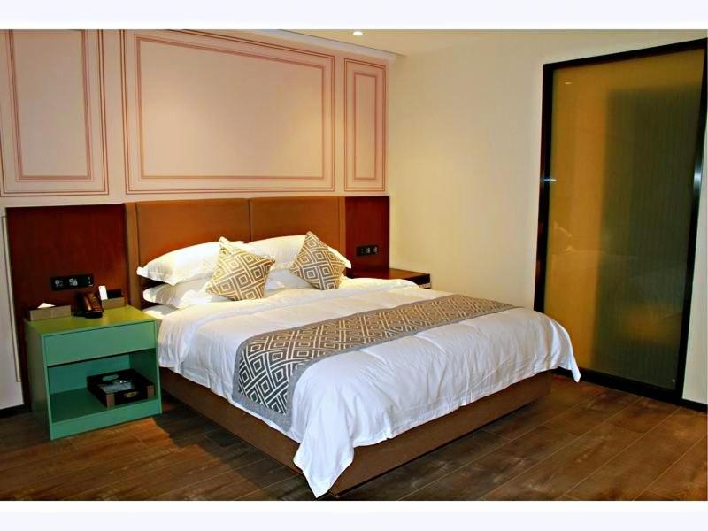 GME Huainan Tianjiaan District Chaoyang East Road Hotel, Huainan, China