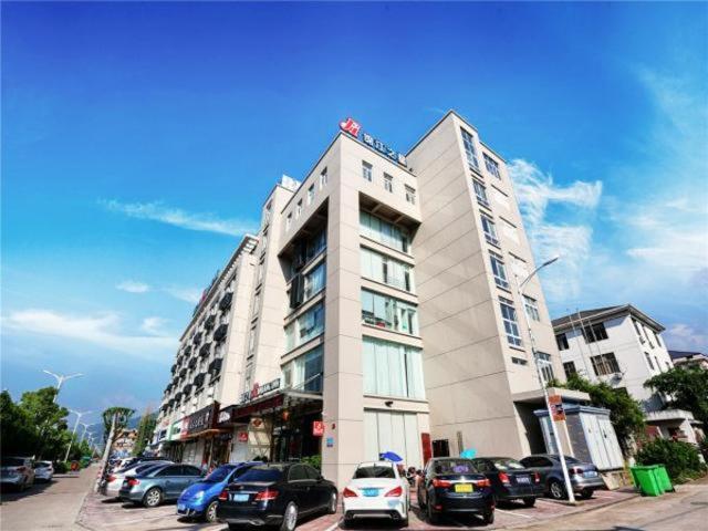 Hotel · Jinjiang Inn Xianju Huancheng North Road, Xianju