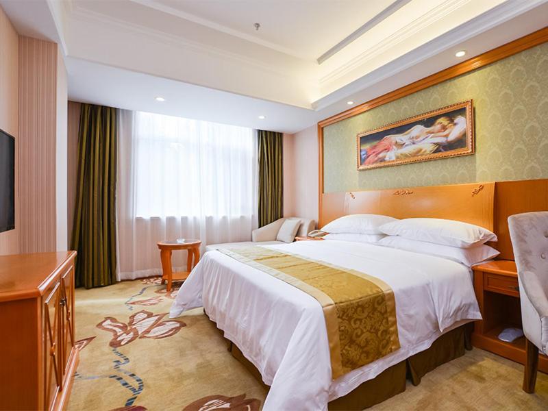 Vienna Hotel Nanjing Pukou Middle Puzhu Road, Nanjing, Chine
