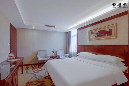 Vienna Hotel Changsha Mid Furong Road, Changsha, China
