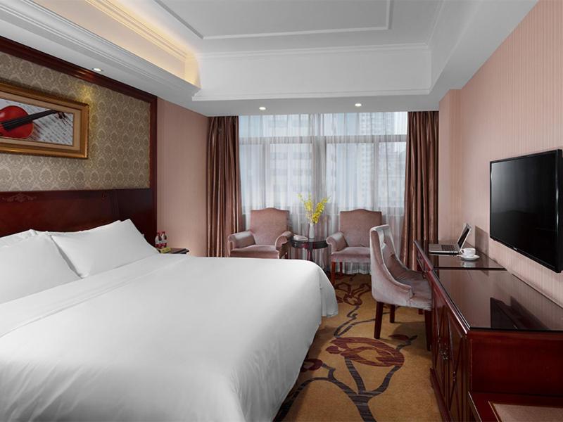 Vienna Hotel Changsha Mid Furong Road, Changsha, China
