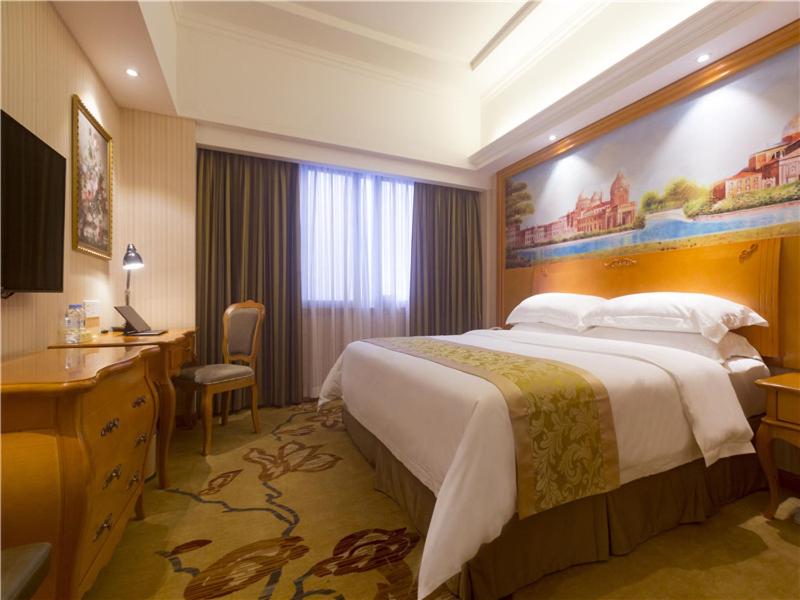 Vienna Hotel Yulin Jincheng Zhenlin, Yulin, China
