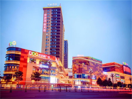 Lavande Hotel Luzhou BBQ new World, Luzhou, China