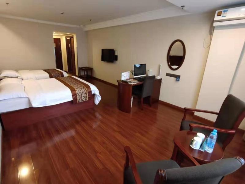 GreenTree Inn Shanghai Jiading Dazhong International Auto City Business Hotel, Jiading, China