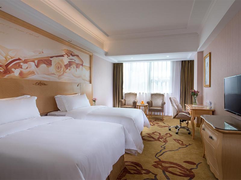 Vienna Hotel Shenzhen North Science And Technology Park, Shenzhen, China