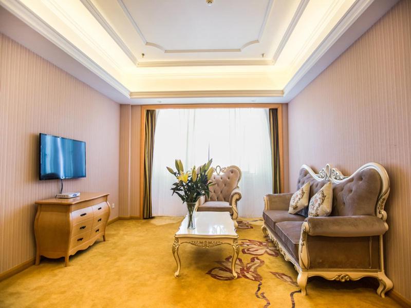 Vienna Hotel Hunan Shaodong Jinlong Ave, Shaodong, China