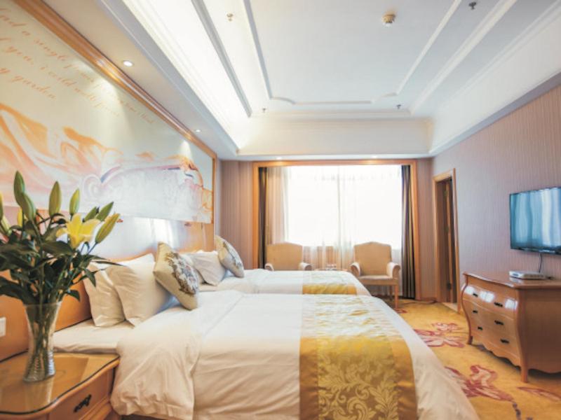 Vienna Hotel Hunan Shaodong Jinlong Ave, Shaodong, China