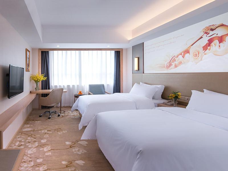 Vienna Hotel Shenzhen Pingji Ave, Longgang, China