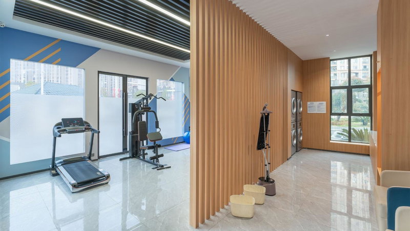 Holiday Inn Express Huangshi Cihu Lake by IHG, Huangshi, Китай