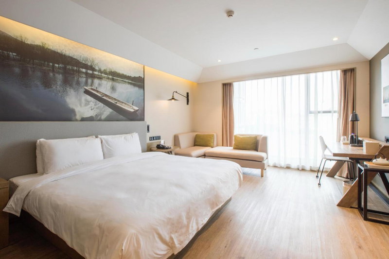 Atour Hotel Canal Hangzhou, Hangzhou, China