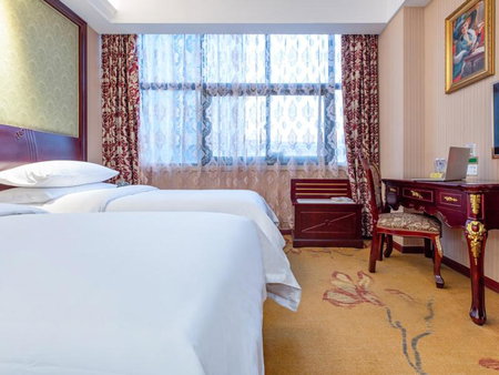Vienna Hotel Shanghai Songjiang Wanda, Songjiang, China