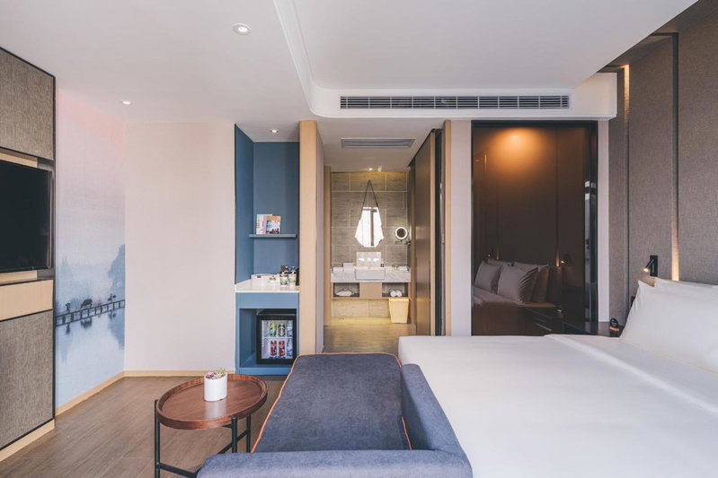 Atour Hotel Ningbo Jishi Harbor Outlets, Ningbo, China