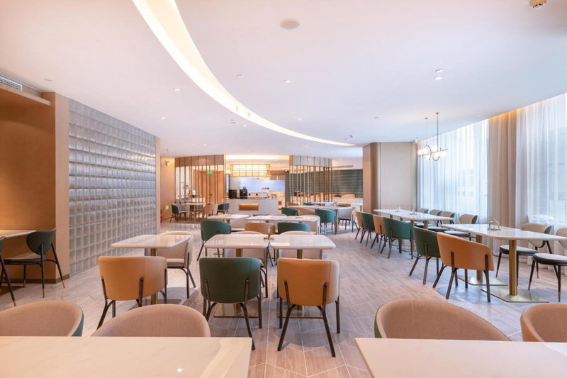 Atour Hotel Wuhan International Expo Center, Wuhan, Китай