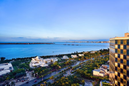 Holiday Inn Haikou West Coast by IHG, Haikou, China