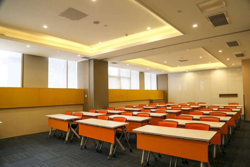 Holiday Inn Express Chengdu Jinniu by IHG, Chengdu, China