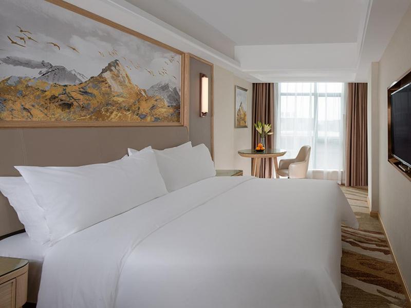 Vienna International Hotel South Gate of Shenzhen International Convention and Exhibition Center, Bao'an, China