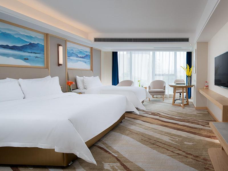 Vienna International Hotel South Gate of Shenzhen International Convention and Exhibition Center, Bao'an, China
