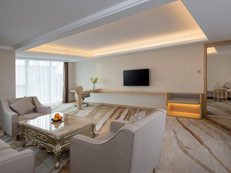 Vienna International Hotel South Gate of Shenzhen International Convention and Exhibition Center, Bao'an, China