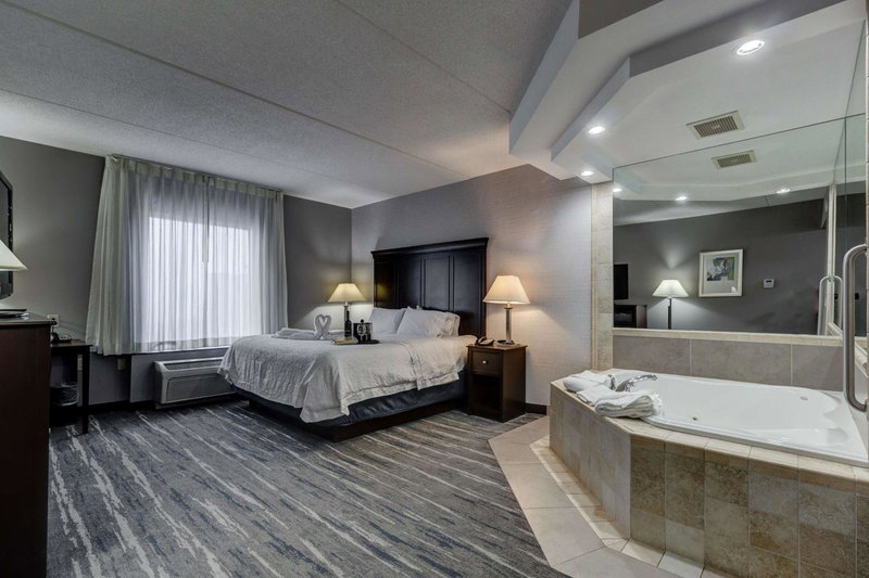 Hampton Inn & Suites by Hilton Brantford, Brantford, Canada