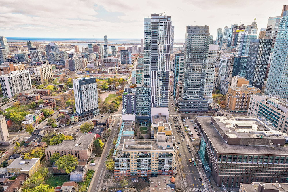 Eaton Center Suites & Towers, Canada