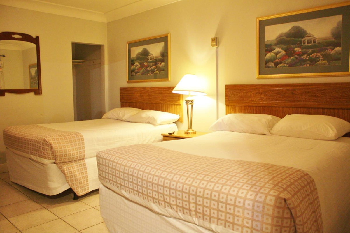 Отель · Tulip Motel, Woodstock