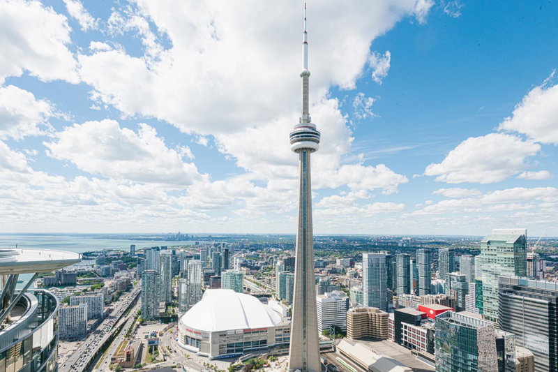Beautiful Luxurious Modern Condo With Breathtaking Views, Toronto, Canada
