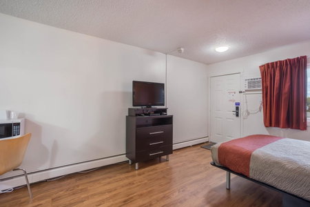 Motel Bo-Camrose, AB, Camrose, Canada