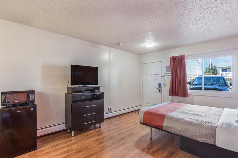 Motel Bo-Camrose, AB, Camrose, Canada