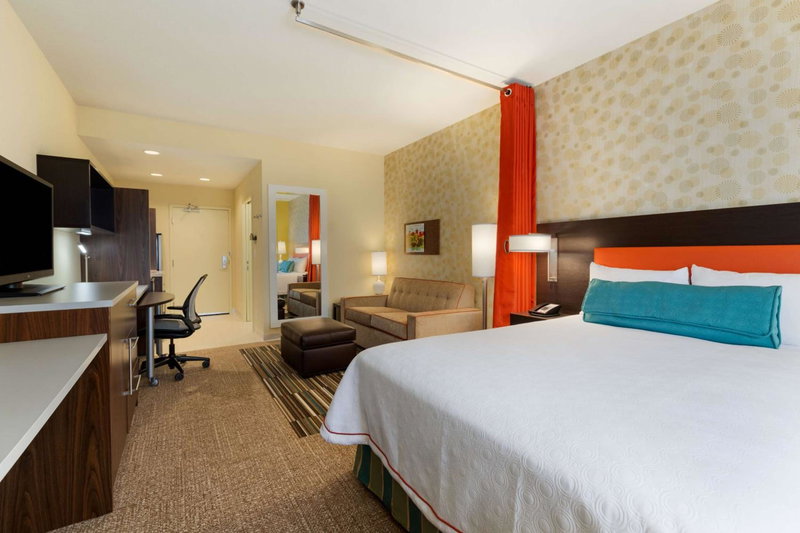 Home2 Suites by Hilton West Edmonton, Edmonton, Canada