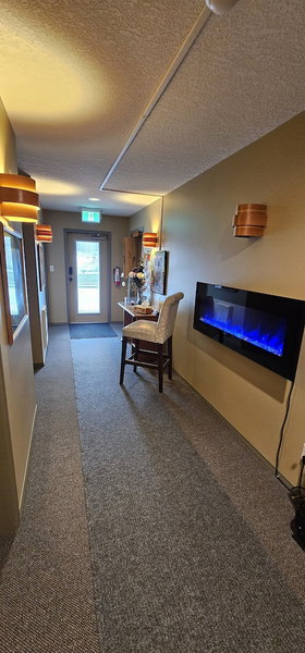 Raven's Nest Hotel, McBride, Canada