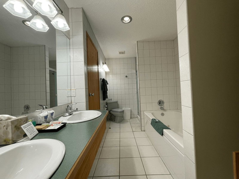 Best Maple Inn - Drayton Valley, Drayton Valley, Canada